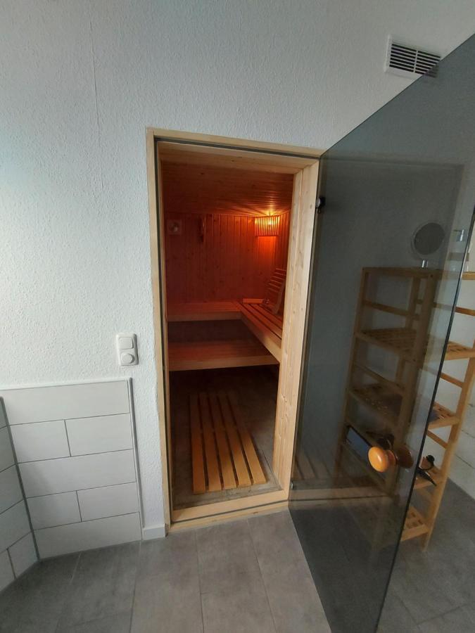 Ferienwohnung Uhlenbusch Paradise Фризойте Екстериор снимка