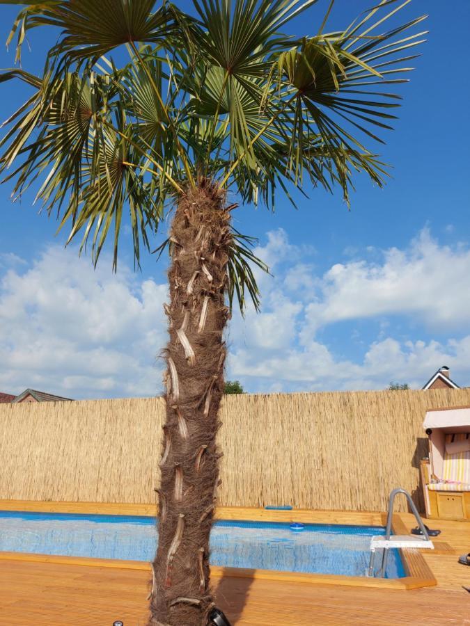 Ferienwohnung Uhlenbusch Paradise Фризойте Екстериор снимка